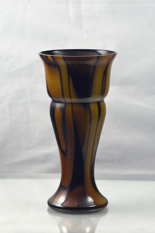 Brun og sort glas vase