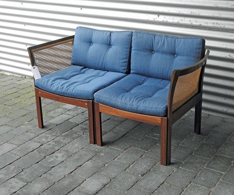 Illum Wikkelsø
2-pers. Plexus sofa