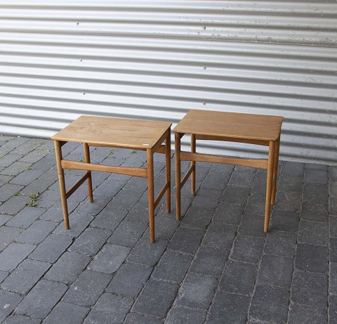 Hans J. Wegner
Sideborde
Teak/eg