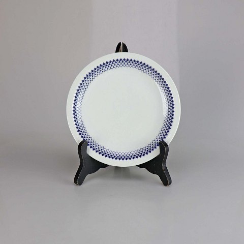Lyngby
Desserttallerken
Romber
17 cm