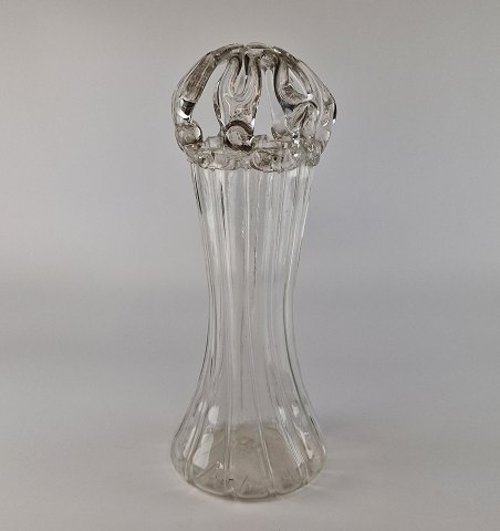 Brudekrone vase
Højde 29 cm