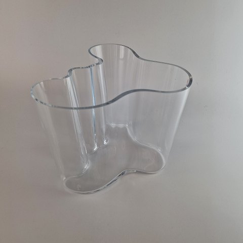 Aalto vase
Savoy
16 cm høj