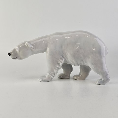 RC figur
320
Isbjørn
Længde 18,5 cm