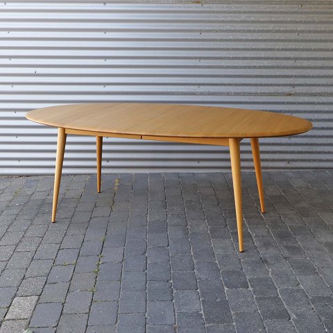 Nissen & Gehl bord
GM 9900 Oval point
Eg
200 cm
