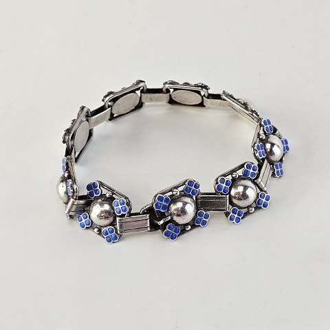 Christian Veilskov armbånd
Sølv
19 cm