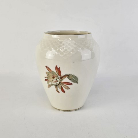 B&G rund vase
202
Kaktus
10,5 cm