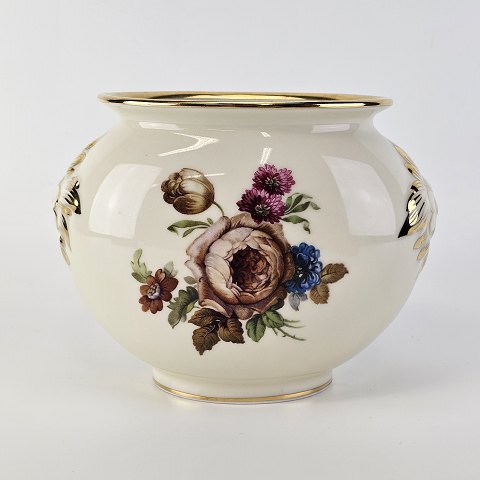 Rosenborg oval vase
KPM