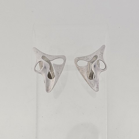 GJ øreringe
Sterling sølv
119