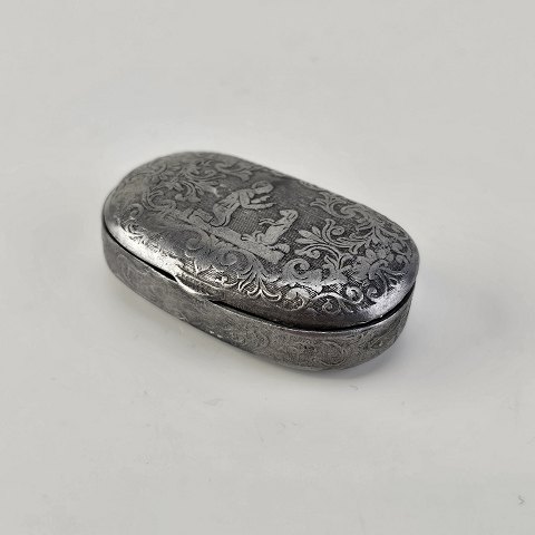 Pilleæske i tin 
5,3 cm