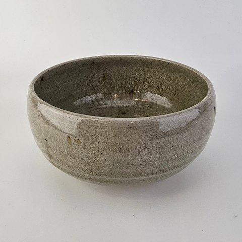 Finn LynggaardGrønlig keramik skål