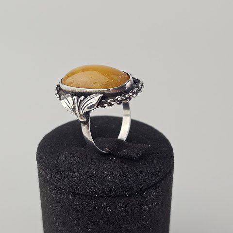 RingSølv og ravStr. 59