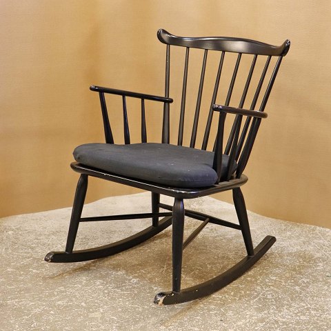 Farstrup gyngestol183 sortmalet81,5 cm