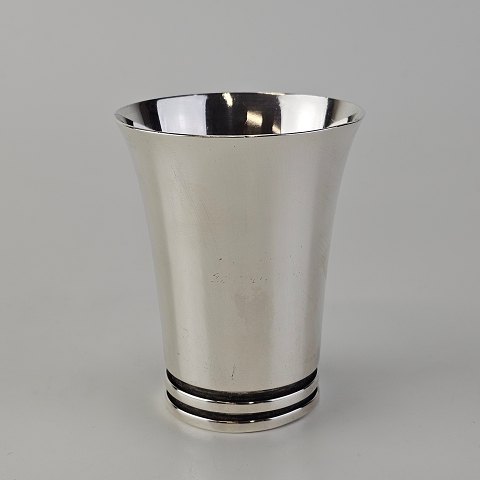 Georg JensenPyramide Vase8 cm