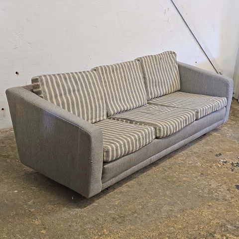 3 personers sofa209 cm