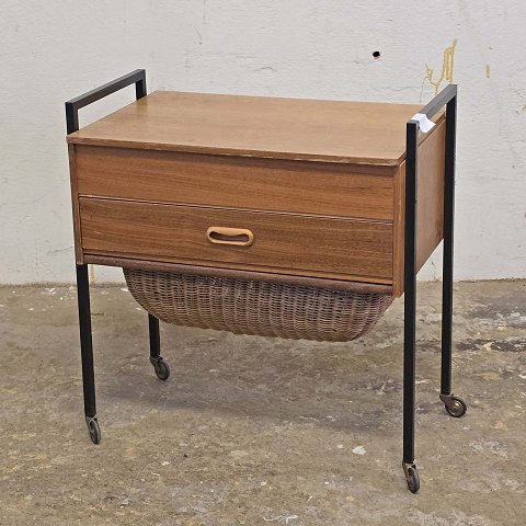 Sybord med hjul60 cm