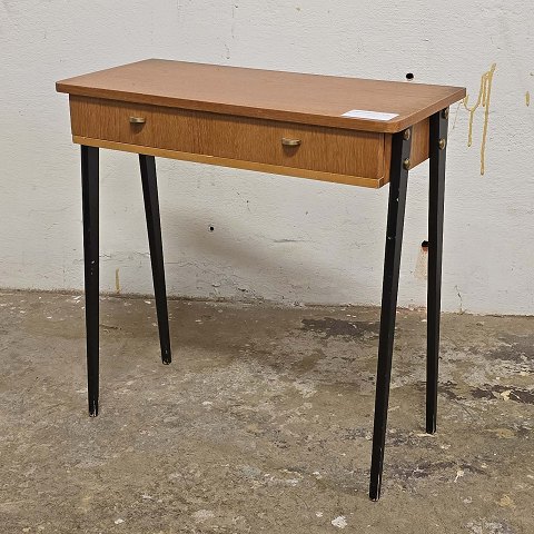 Entrebord i teak 60 cm