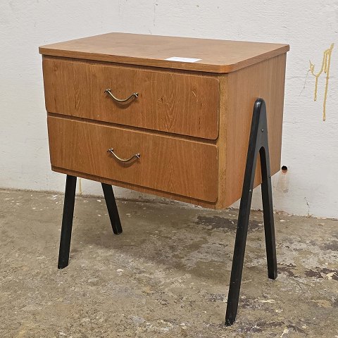 Lille kommode i teak60,5 cm