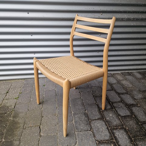N.O. Møller stolModel 78 bøg81 cm