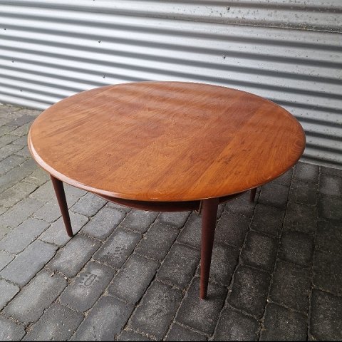 Hvidt og Mølgaard Sofaborg100 cm