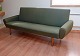 Grøn 3-4 pers. sofa.
