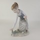 Llandro FigurPige plukker blomster20 cm