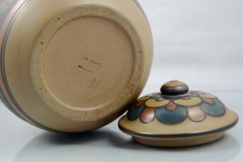 Kinnerup Antik & Porcelæn - Krukke fra L.