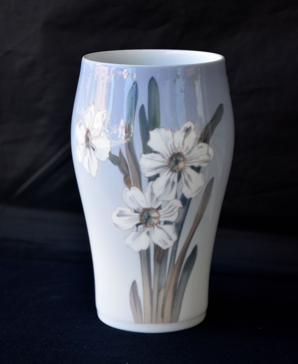 Booth Shredded sprede Kinnerup Antik & Porcelæn - Royal Copenhagen * * Vase 2778/65A, hvide pinseliljer Booth Shredded sprede Kinnerup Antik & Porcelæn - Royal Copenhagen * * Vase 2778/65A, hvide pinseliljer