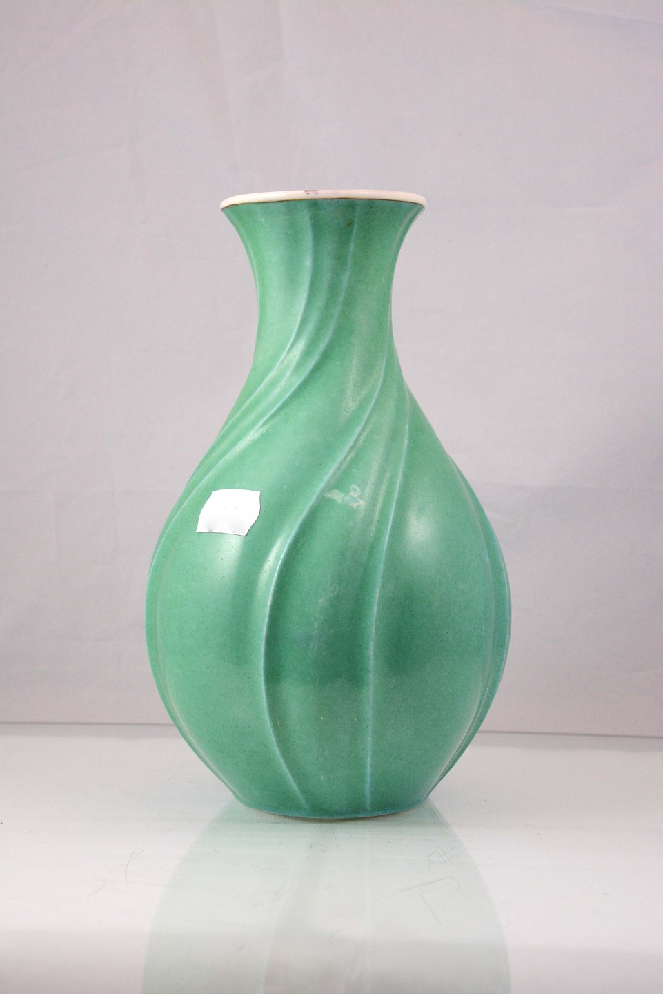 Forhåbentlig Helt vildt tjeneren Kinnerup Antik & Porcelæn - Grøn Lyngby porcelæns vase