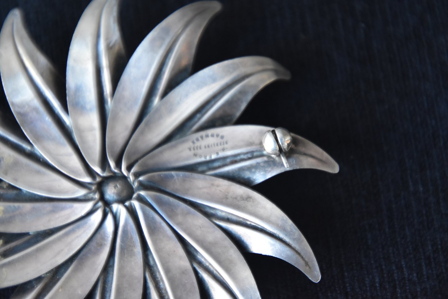 Kinnerup Antik - Vintage sølv broche * * N From